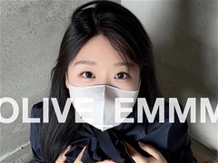 人气肥臀网红olive_emmm 霸服+情趣红尺度视图